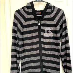 G By GUESS HOODED SWEATER
